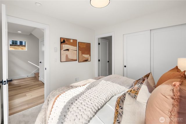 613 B 18th Avenue E, Seattle, WA 98112
