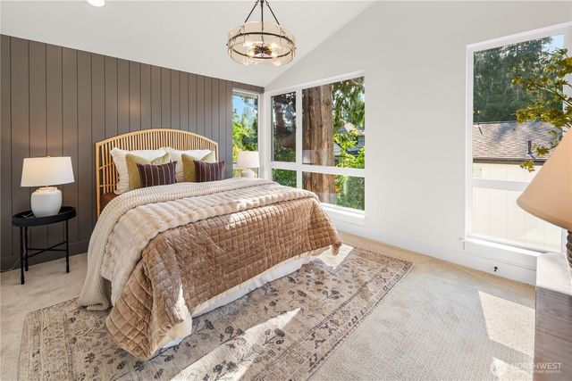 613 B 18th Avenue E, Seattle, WA 98112