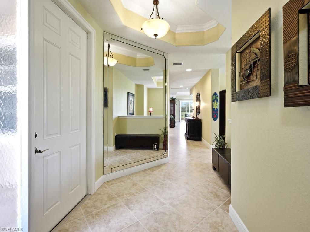 7877 Hawthorne DR 102, NAPLES, FL 34113 — photo 4