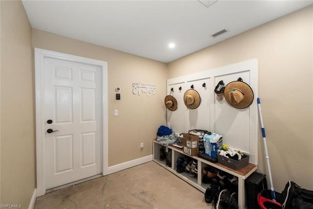 2401 Leavitt RD, Alva, FL 33920