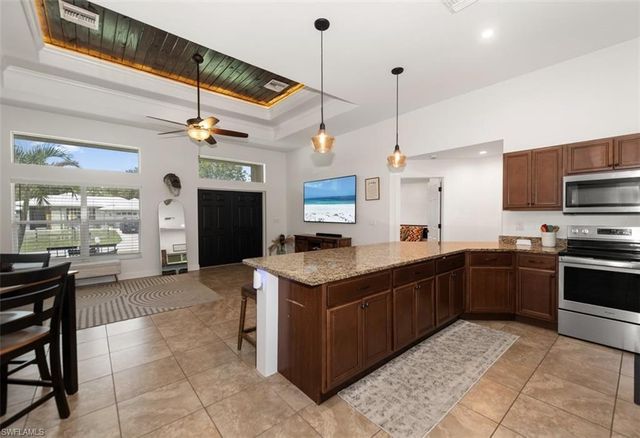 2401 Leavitt RD, Alva, FL 33920