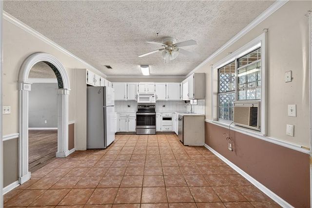 3400 Brookview Drive, Loganville, GA 30052