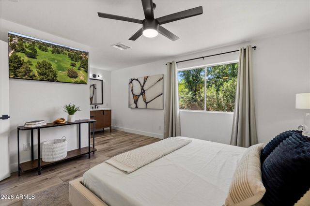 6221 E EVANS Drive, Scottsdale, AZ 85254