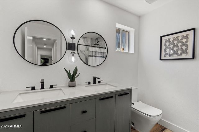 6221 E EVANS Drive, Scottsdale, AZ 85254