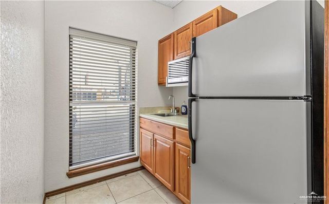 200 N 12th Avenue, Edinburg, TX 78541