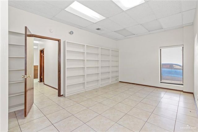 200 N 12th Avenue, Edinburg, TX 78541