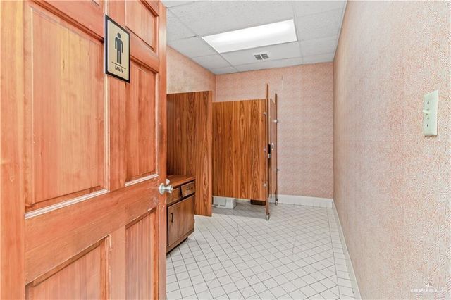 200 N 12th Avenue, Edinburg, TX 78541