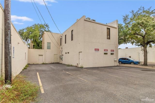 200 N 12th Avenue, Edinburg, TX 78541