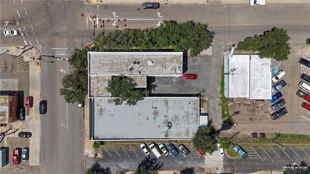 200 N 12th Avenue, Edinburg, TX 78541