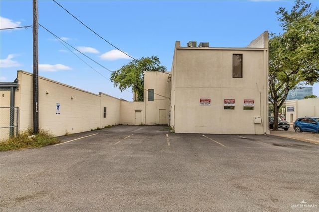 200 N 12th Avenue, Edinburg, TX 78541