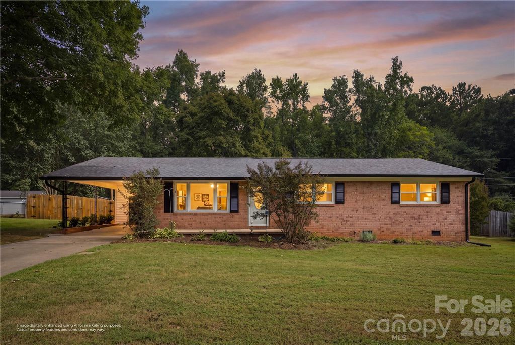 2626 Fairgreen Drive, Gastonia, NC 28056