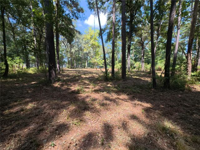 5 River Terrace Rd, Huffman, TX 77336