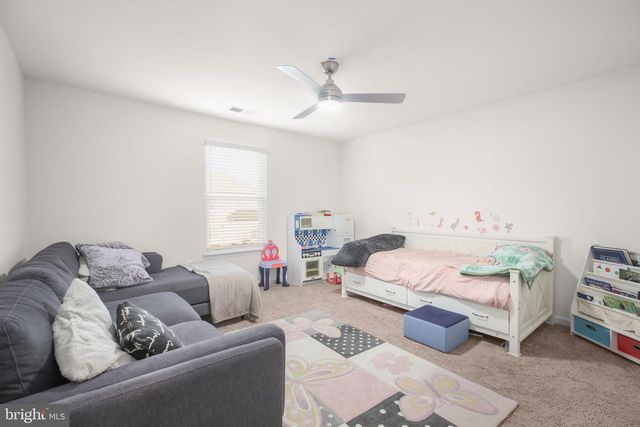 17033 ROLLINS RD, Bowling Green, VA 22427