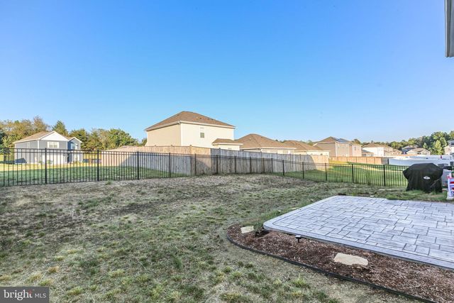 17033 ROLLINS RD, Bowling Green, VA 22427