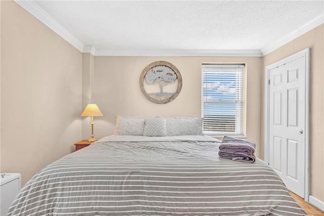 300 Peachtree NE Street 23N, Atlanta, GA 30308