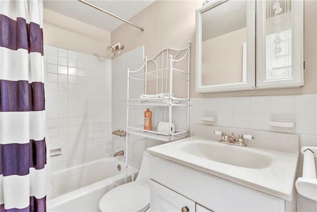 300 Peachtree NE Street 23N, Atlanta, GA 30308