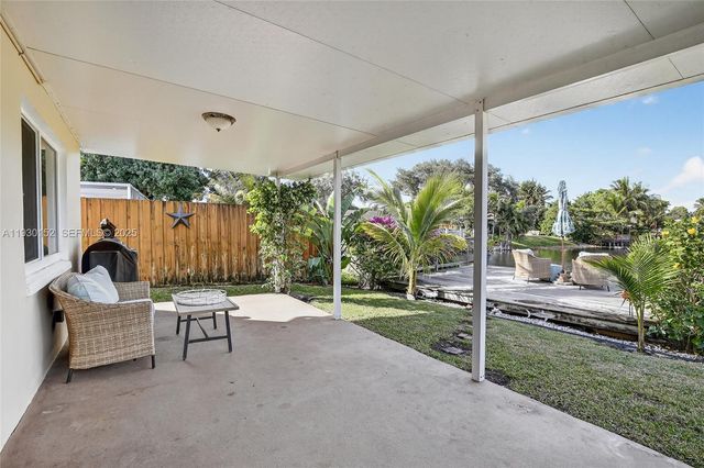 3373 NW 64th St, Fort Lauderdale, FL 33309