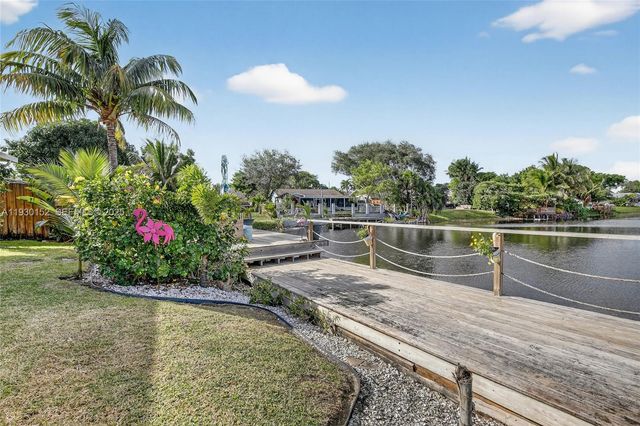 3373 NW 64th St, Fort Lauderdale, FL 33309