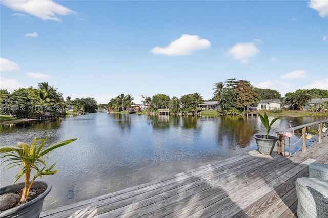 3373 NW 64th St, Fort Lauderdale, FL 33309