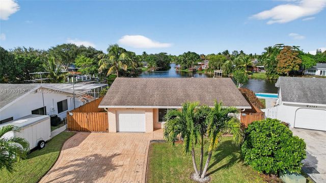 3373 NW 64th St, Fort Lauderdale, FL 33309