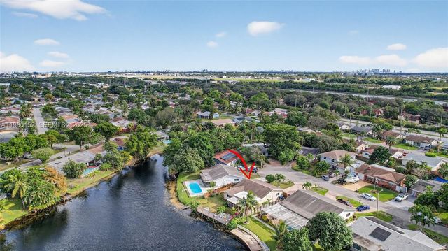 3373 NW 64th St, Fort Lauderdale, FL 33309