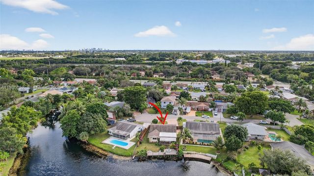 3373 NW 64th St, Fort Lauderdale, FL 33309