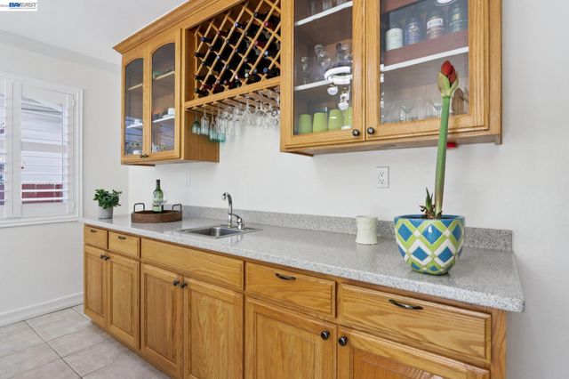 42447 Paseo Padre Pkwy, Fremont, CA 94539