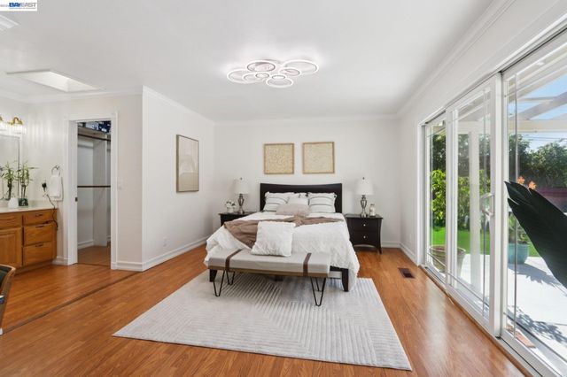 42447 Paseo Padre Pkwy, Fremont, CA 94539