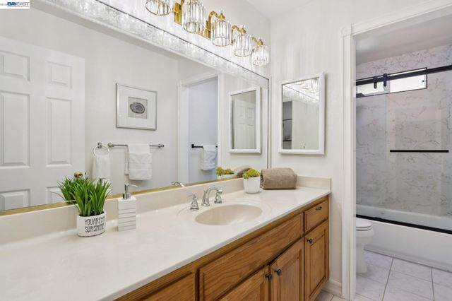 42447 Paseo Padre Pkwy, Fremont, CA 94539