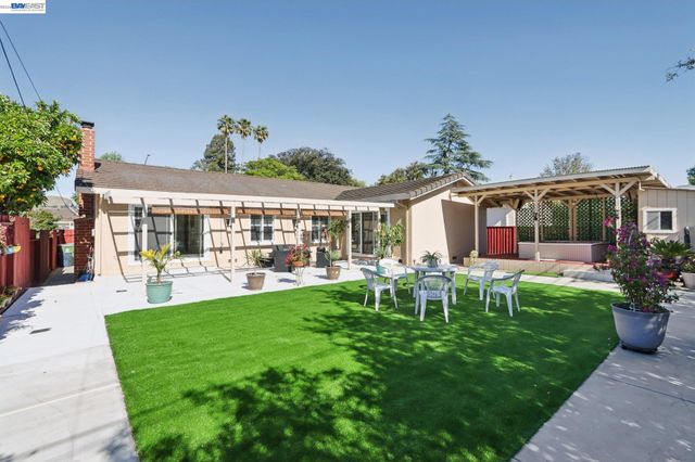 42447 Paseo Padre Pkwy, Fremont, CA 94539