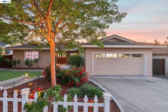 42447 Paseo Padre Pkwy, Fremont, CA 94539