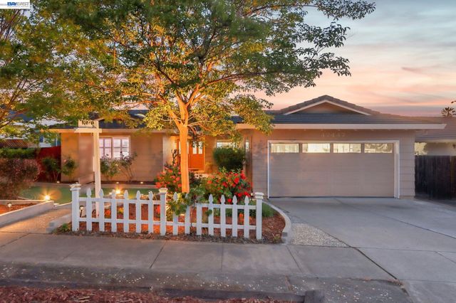 42447 Paseo Padre Pkwy, Fremont, CA 94539