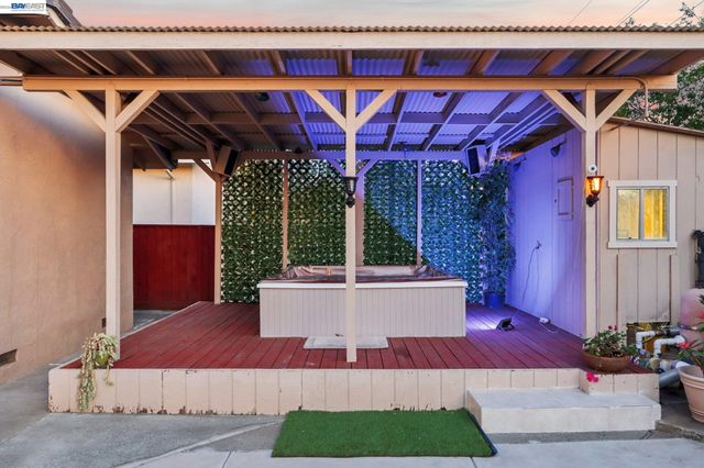 42447 Paseo Padre Pkwy, Fremont, CA 94539