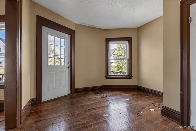 195 Riverside Avenue, Buffalo, NY 14207