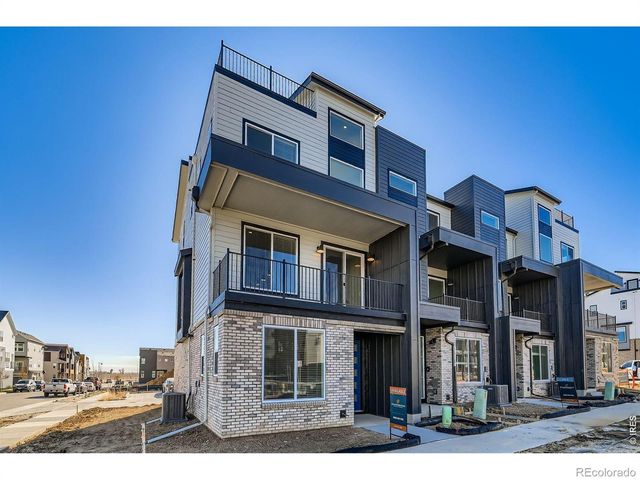16598 Peak Street, Broomfield, CO 80023