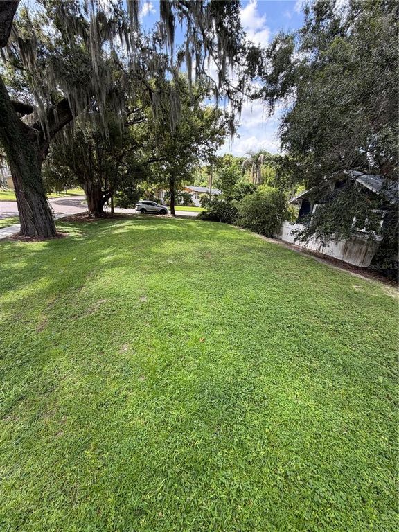 2203 E WASHINGTON STREET, Orlando, FL 32803