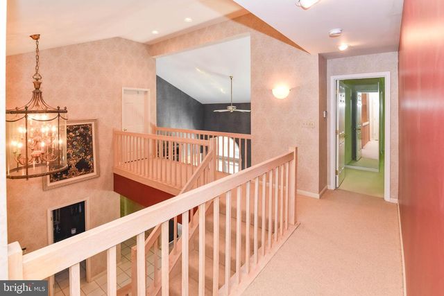 10 VALLEY GATE WAY, Pikesville, MD 21208