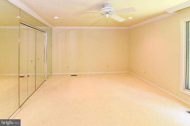 10 VALLEY GATE WAY, Pikesville, MD 21208