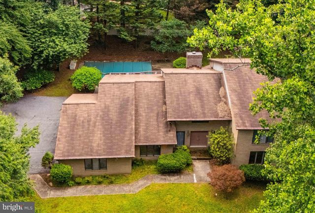 10 VALLEY GATE WAY, Pikesville, MD 21208