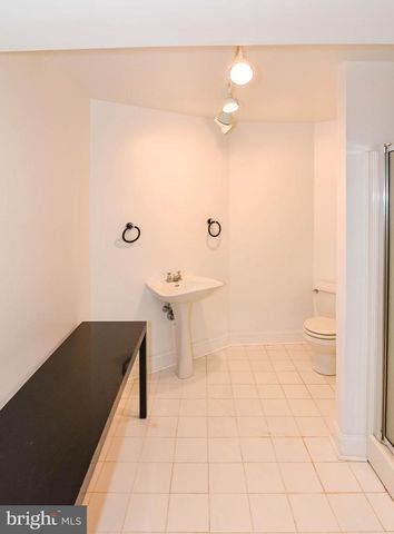 10 VALLEY GATE WAY, Pikesville, MD 21208