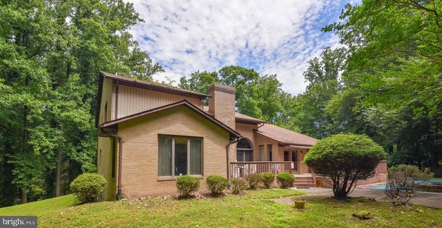 10 VALLEY GATE WAY, Pikesville, MD 21208