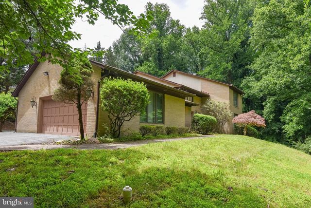 10 VALLEY GATE WAY, Pikesville, MD 21208