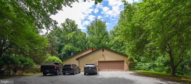 10 VALLEY GATE WAY, Pikesville, MD 21208