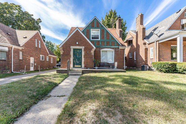 39 Osceola Drive, Pontiac, MI 48341