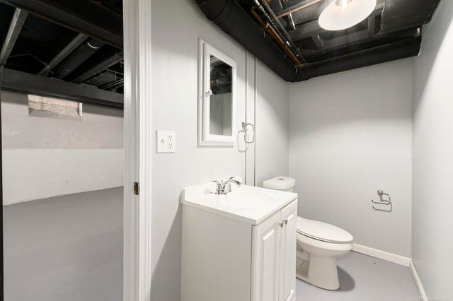 39 Osceola Drive, Pontiac, MI 48341