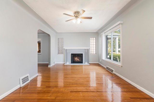 39 Osceola Drive, Pontiac, MI 48341