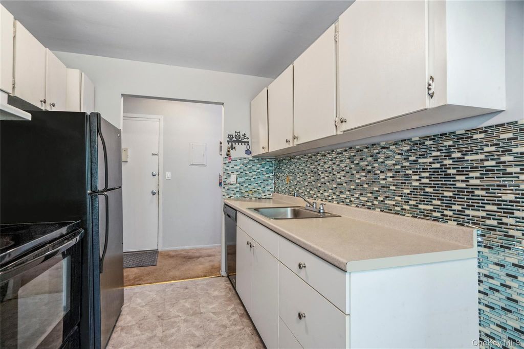2453 Union 20B, Islip, NY 11751 — photo 3