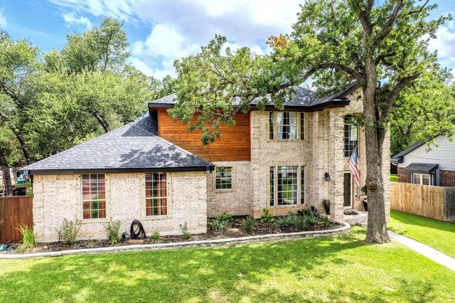 607 County Cork LN, Leander, TX 78641