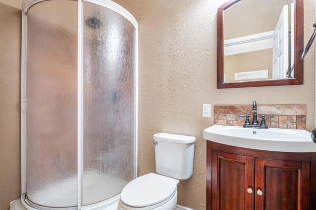 607 County Cork LN, Leander, TX 78641