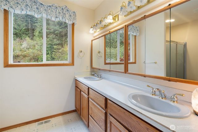 753 Old Logging Road, Sequim, WA 98382